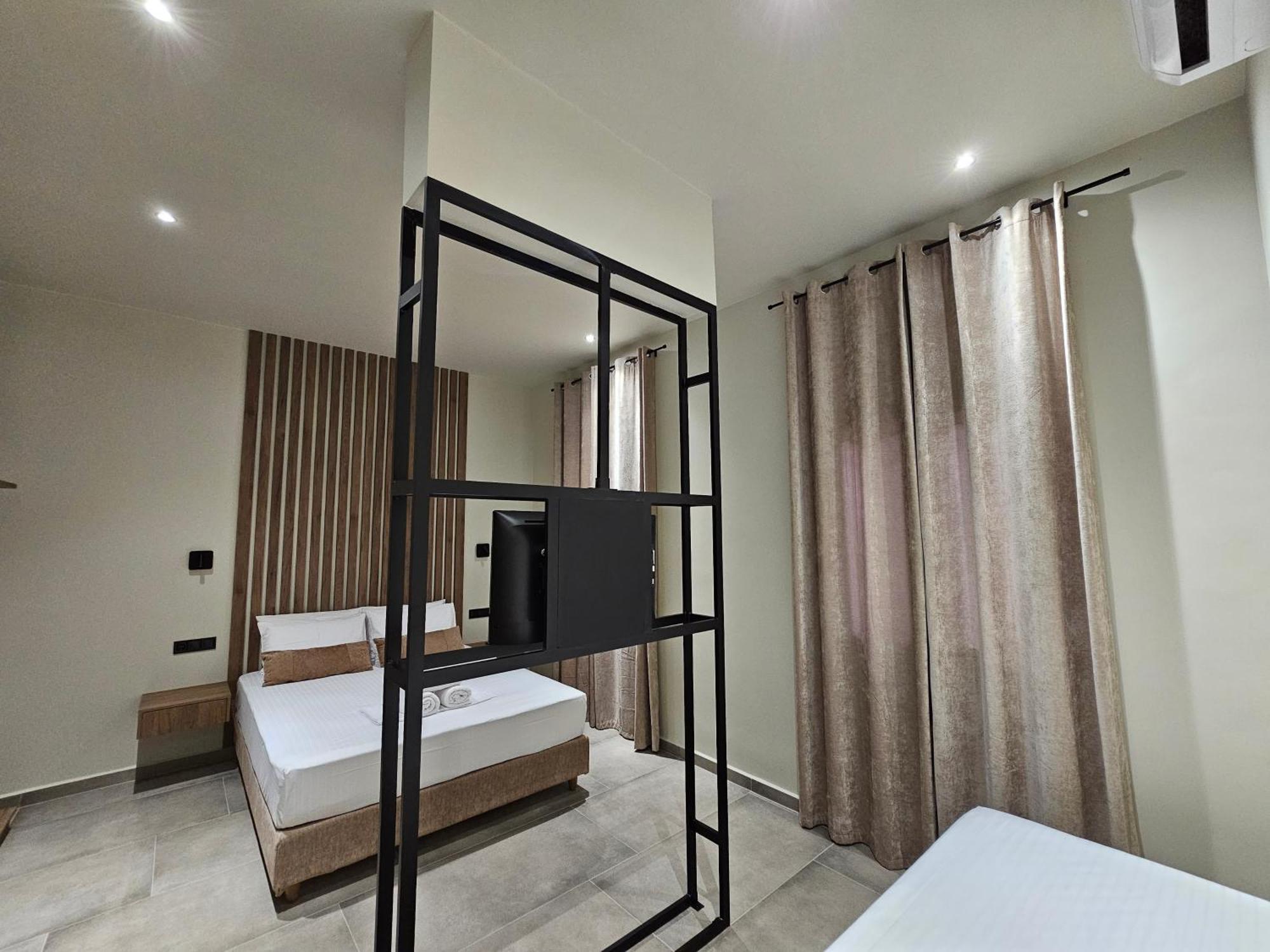 Rea'S Luxury Apartments Stoúpa Exterior photo